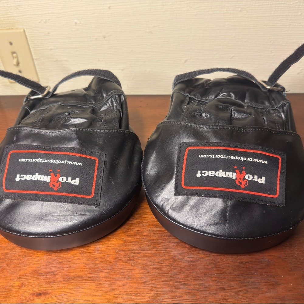 Pro Impact Focus Mitt set!